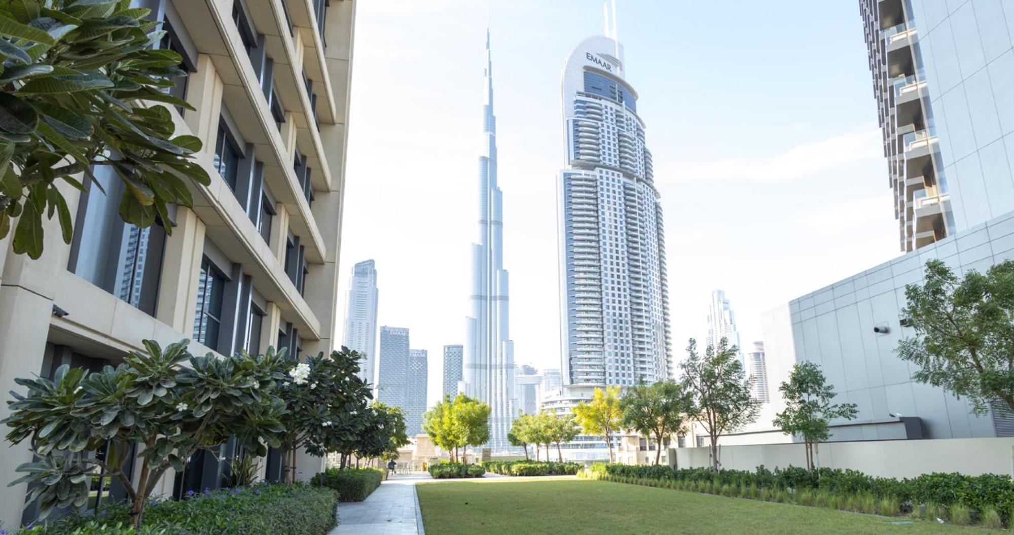 Appartamento Mh - Burj Royal - Stunning 3Bhk - Ref5009 Dubai Esterno foto