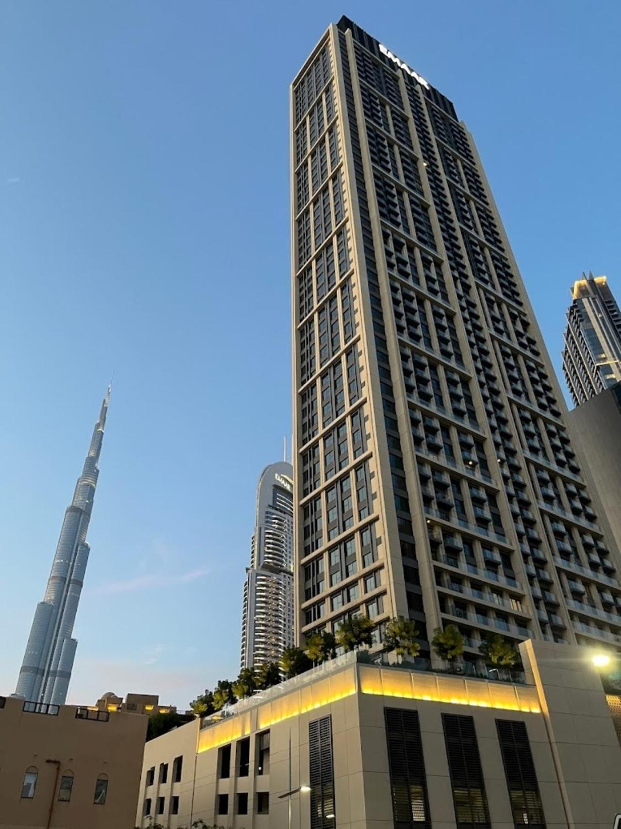 Appartamento Mh - Burj Royal - Stunning 3Bhk - Ref5009 Dubai Esterno foto